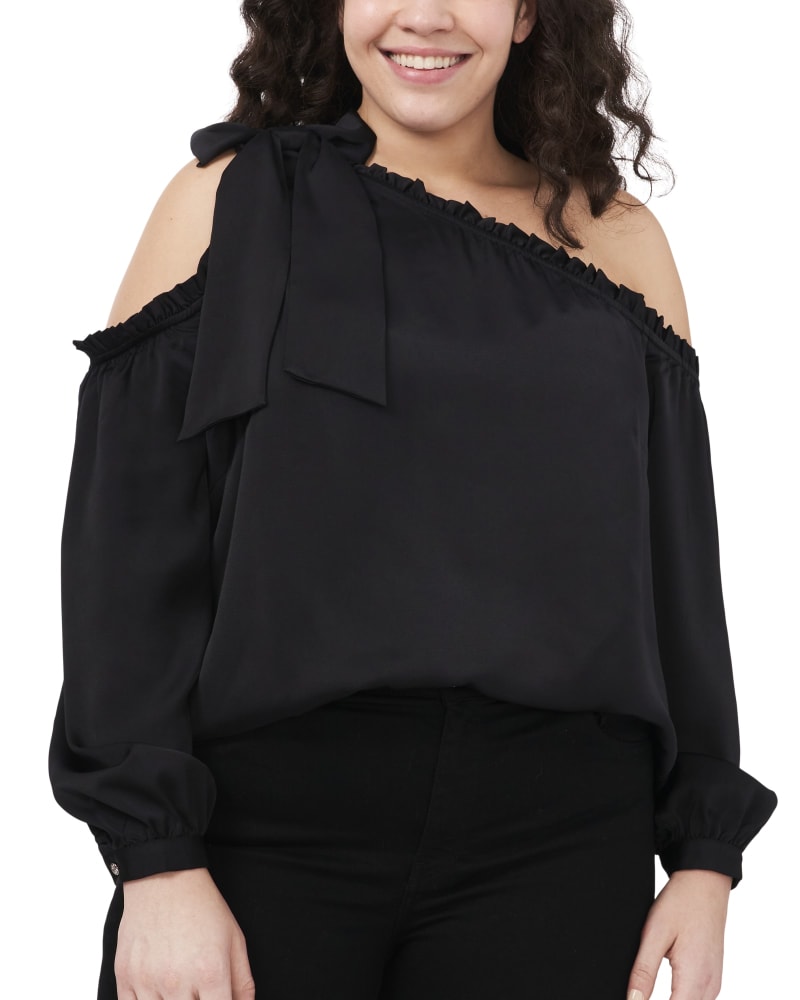 Front of a model wearing a size 1X Amelia Cold-Shoulder Bow Blouse in RICH BLACK by CeCe. | dia_product_style_image_id:263705